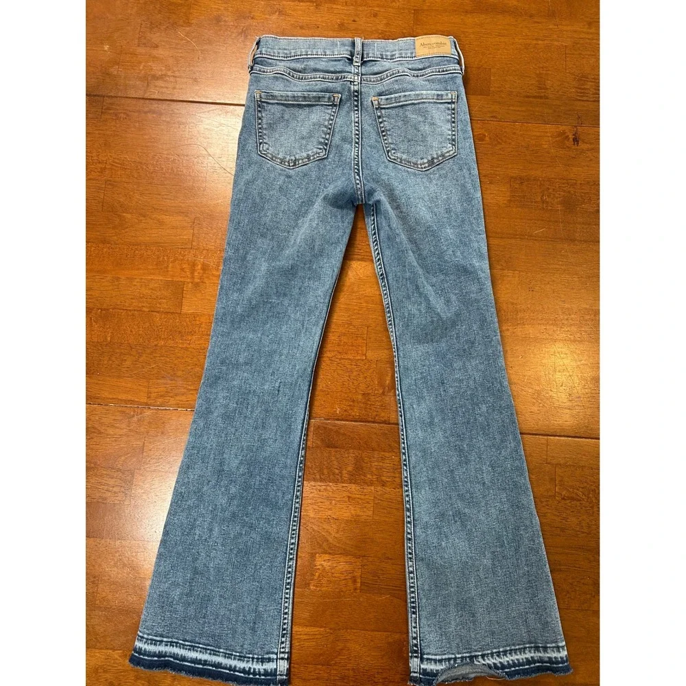 Abercrombie Kids Jeans Girls 11/12 Blue High Rise Flare Raw Hem Denim